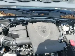 2023 Toyota Tacoma SR with VIN 3TYRZ5CN4PT028638, listed as a IAAI auction lot 41452449 with 33,468 mi miles and . Bid and sale history available at DreamBid. Image 20.