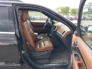 2017 Jeep Grand Cherokee Summit с VIN 1C4RJFJG1HC727080, выставлен на аукционе IAAI как лот 42368028 с пробегом 110 514 миль миль и . История ставок и продаж доступна на DreamBid. Изображение 5.