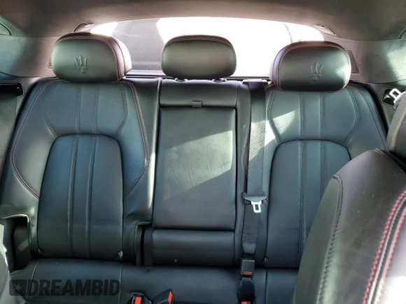 2018 Maserati Levante S GranSport z VIN ZN661YUS0JX269737, wystawiony jako Copart lot #82872953 z przebiegiem 98 866 mil mil oraz Szkoda całkowita • Salvage title. Historia ofert i sprzedaży dostępna na DreamBid. Obrazek 10.