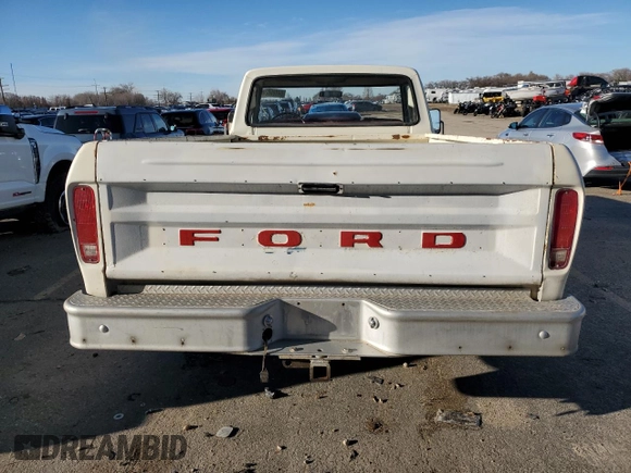 1977 Ford F-250 z VIN F25HRY08144, wystawiony jako Copart lot #84189824 z przebiegiem 30 222 mil mil oraz Szkoda całkowita • Salvage title. Historia ofert i sprzedaży dostępna na DreamBid. Obrazek 6.