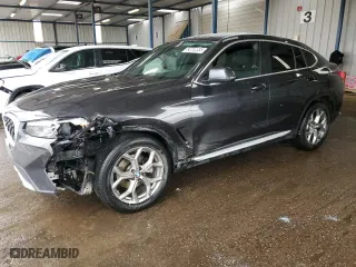 2024 BMW X4 xDrive30i with VIN 5UX33DT04R9U84057, listed as a Copart auction lot 53869955 with 28,263 mi miles and Clean Title. Bid and sale history available at carsss.com. Image 1.