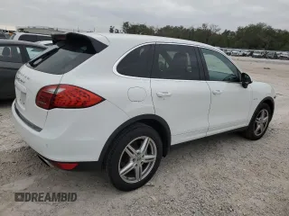 2012 Porsche Cayenne S Hybrid z VIN WP1AE2A20CLA92536, wystawiony jako Copart lot #87667355 z przebiegiem 117 267 mil mil oraz Czysty tytuł • Clean title. Historia ofert i sprzedaży dostępna na DreamBid. Obrazek 3.