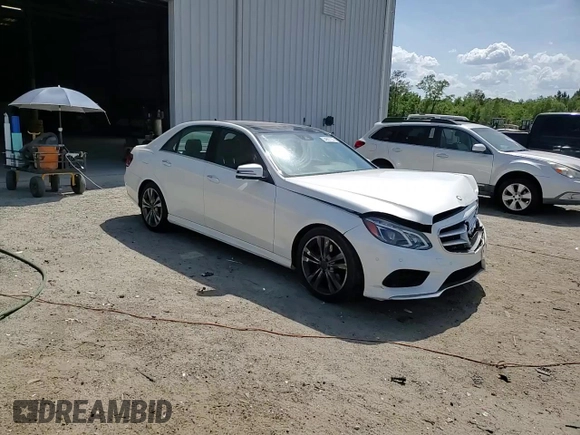 2014 Mercedes-Benz E 350 Sport z VIN WDDHF5KBXEA943629, wystawiony jako Copart lot #54801135 z przebiegiem 150 397 mil mil oraz Szkoda całkowita • Salvage title. Historia ofert i sprzedaży dostępna na DreamBid. Obrazek 13.
