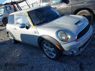 2011 MINI Hardtop S with VIN WMWSV3C53BTY20719, listed as a IAAI auction lot 41638652 with 100,791 mi miles and . Bid and sale history available at DreamBid. Image 1.