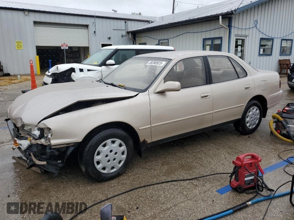 1995 Toyota Camry LE with VIN 4T1SK12E8SU548790, listed as a Copart auction lot 59390925 with 207,392 mi miles and Salvage title. Bid and sale history available at DreamBid. Image 1.