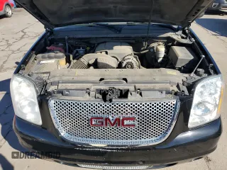 2008 GMC Yukon XL with VIN 1GKFK66828J132692, listed as a Copart auction lot 74209964 with 210,978 mi miles and Clean Title. Bid and sale history available at carsss.com. Image 12.