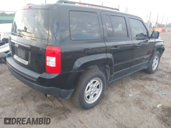 2016 Jeep Patriot Sport z VIN 1C4NJPBB1GD698521, wystawiony jako IAAI lot #40796670 z przebiegiem 139 801 mil mil oraz . Historia ofert i sprzedaży dostępna na DreamBid. Obrazek 4.