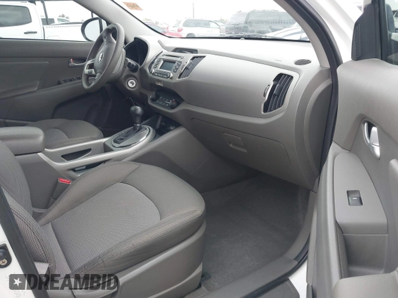 2015 Kia Sportage LX with VIN KNDPB3AC4F7741528, listed as a IAAI auction lot 41803355 with 60,139 mi miles and . Bid and sale history available at carsss.com. Image 5.