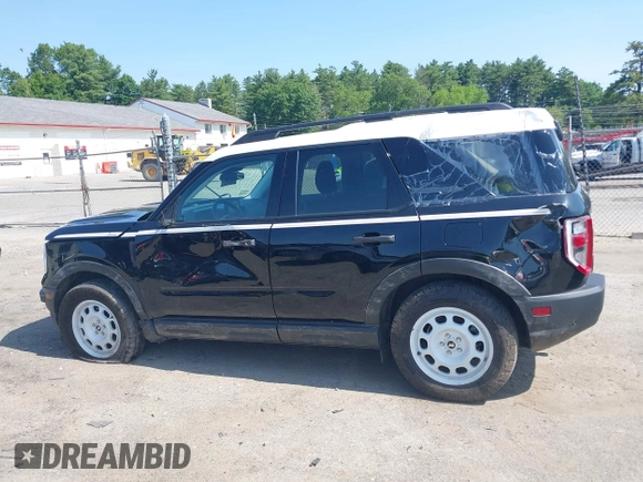 2023 Ford Bronco Sport Heritage с VIN 3FMCR9G60PRD67696, выставлен на аукционе IAAI как лот 42494256 с пробегом 35 259 миль миль и . История ставок и продаж доступна на DreamBid. Изображение 14.