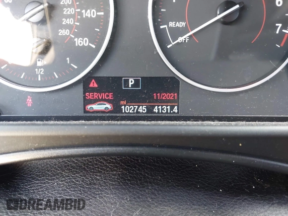 2014 BMW 2 Series M235i with VIN WBA1J7C50EVW84072, listed as a IAAI auction lot 41917841 with 102,745 mi miles and . Bid and sale history available at carsss.com. Image 7.