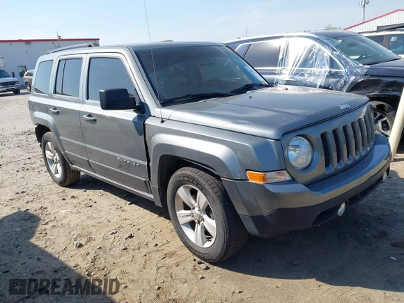 2014 Jeep Patriot Latitude with VIN 1C4NJPFA4ED535148, listed as a IAAI auction lot 42037942 with 192,493 mi miles and . Bid and sale history available at carsss.com. Image 1.