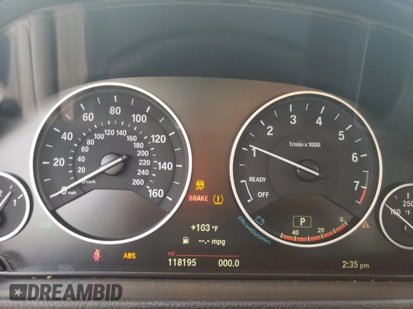 2015 BMW 3 Series 328i xDrive с VIN WBA3B5G53FNS17007, выставлен на аукционе Copart как лот 61973085 с пробегом 118 195 миль миль и Списание • Salvage title. История ставок и продаж доступна на DreamBid. Изображение 9.