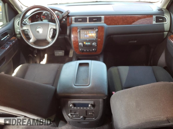 2011 Chevrolet Avalanche LS with VIN 3GNTKEE30BG132642, listed as a Copart auction lot 46403375 with 120,939 mi miles and Clean title. Bid and sale history available at DreamBid. Image 8.
