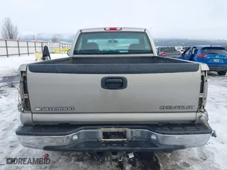 2000 Chevrolet Silverado 1500 with VIN 1GCEK14T1YZ362274, listed as a IAAI auction lot 41636856 with 136,879 mi miles. Bid and sale history available at carsss.com. Image 17.
