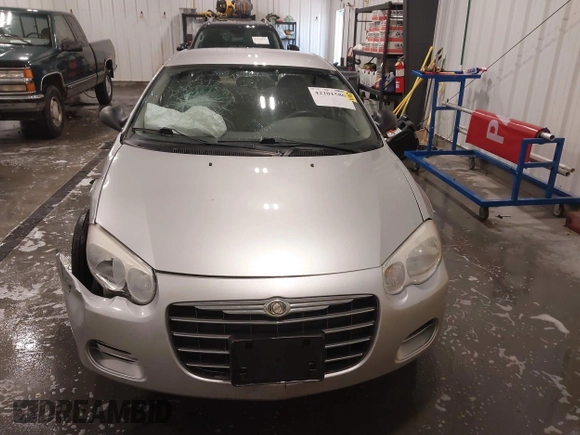 2005 Chrysler Sebring Touring with VIN 1C3EL56R85N579978, listed as a IAAI auction lot 42201586 with 109,591 mi miles and . Bid and sale history available at DreamBid. Image 12.