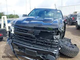 2024 Chevrolet Silverado 1500 LT Trail Boss with VIN 3GCUDFED0RG317306, listed as a IAAI auction lot 40318340 with 7,022 mi miles. Bid and sale history available at carsss.com. Image 12.