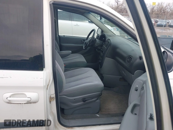 2005 Dodge Caravan SXT with VIN 1D8GP45R25B419604, listed as a IAAI auction lot 41788006 with 137,065 mi miles and . Bid and sale history available at DreamBid. Image 5.