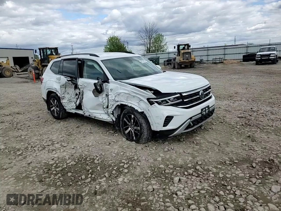 2022 Volkswagen Atlas SE z VIN 1V2LP2CA7NC551670, wystawiony jako Copart lot #58137295 z przebiegiem 32 775 mil mil oraz Nie do naprawy • Non repairable. Historia ofert i sprzedaży dostępna na DreamBid. Obrazek 13.