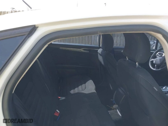 2018 Ford Fusion SE with VIN 3FA6P0H75JR278410, listed as a IAAI auction lot 41829129 with 135,404 mi miles. Bid and sale history available at carsss.com. Image 8.