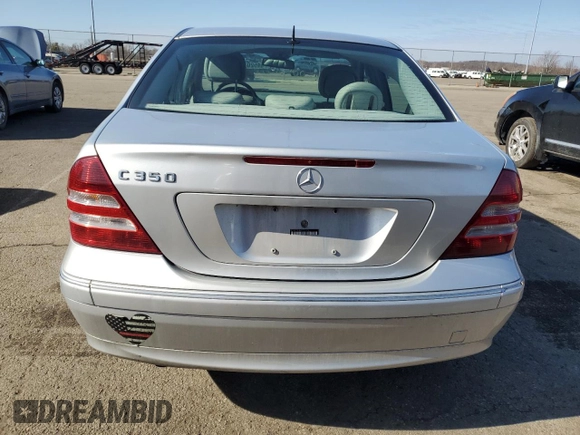 2006 Mercedes-Benz C 230 Sport z VIN WDBRF56H46F730658, wystawiony jako Copart lot #44520115 z przebiegiem 200 746 mil mil oraz Szkoda całkowita • Salvage title. Historia ofert i sprzedaży dostępna na DreamBid. Obrazek 6.