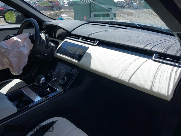 2022 Land Rover Range Rover Velar R-Dynamic S with VIN SALYT2EX1NA346676, listed as a IAAI auction lot 42298408 with 20,822 mi miles and . Bid and sale history available at DreamBid. Image 5.
