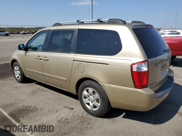 2008 Kia Sedona LX with VIN KNDMB233686258416, listed as a Copart auction lot 68587494 with 153,536 mi miles and Clean Title. Bid and sale history available at carsss.com. Image 2.