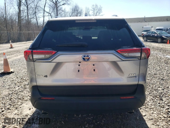 2022 Toyota RAV4 Hybrid XLE with VIN 4T3RWRFV9NU076543, listed as a Copart auction lot 50196835 with 42,506 mi miles and Salvage Title. Bid and sale history available at carsss.com. Image 6.