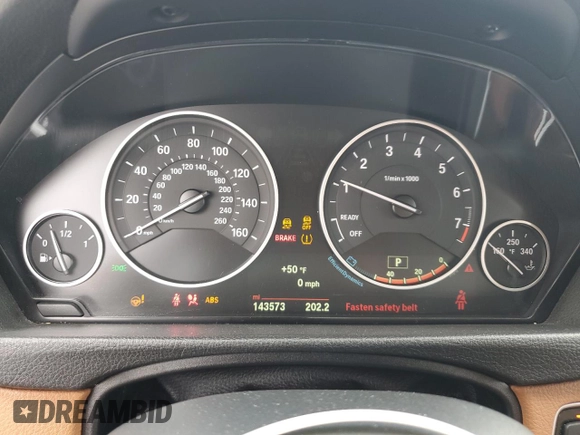 2015 BMW 3 Series 328i xDrive с VIN WBA3G7C58FK480534, выставлен на аукционе Copart как лот 48233245 с пробегом 143 573 миль миль и Списание • Salvage title. История ставок и продаж доступна на DreamBid. Изображение 9.
