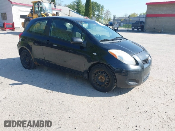2010 Toyota Yaris z VIN JTDJT4K39A5292536, wystawiony jako IAAI lot #42229412 z przebiegiem 152 195 mil mil oraz . Historia ofert i sprzedaży dostępna na DreamBid. Obrazek 1.