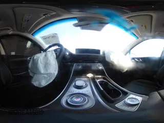 2024 Genesis GV80 z VIN KMUHCESC6RU160904, wystawiony jako IAAI lot #40675389 z przebiegiem 6 984 mil mil oraz . Historia ofert i sprzedaży dostępna na DreamBid. Obrazek 24.