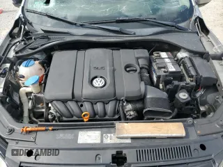 2012 Volkswagen Passat SE с VIN 1VWBP7A32CC003066, выставлен на аукционе Copart как лот 57179695 с пробегом 264 274 миль миль и Чистый • Clean title. История ставок и продаж доступна на DreamBid. Изображение 11.