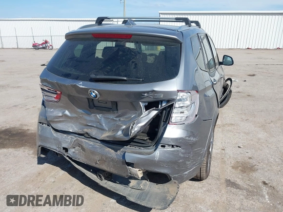 2016 BMW X3 xDrive35i z VIN 5UXWX7C56G0S17597, wystawiony jako IAAI lot #41898335 z przebiegiem 98 184 mil mil oraz . Historia ofert i sprzedaży dostępna na DreamBid. Obrazek 4.