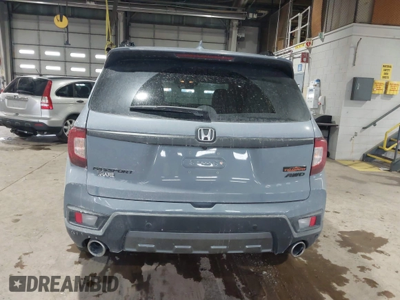 2022 Honda Passport TrailSport with VIN 5FNYF8H68NB003147, listed as a IAAI auction lot 41269006 with 61,026 mi miles and . Bid and sale history available at DreamBid. Image 17.