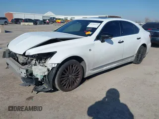 2015 Lexus LS with VIN JTHBL5EF5F5135527, listed as a IAAI auction lot 41361235 with 196,487 mi miles. Bid and sale history available at carsss.com. Image 18.
