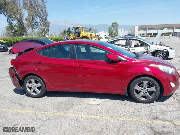 2013 Hyundai Elantra GLS PZEV with VIN 5NPDH4AE9DH342521, listed as a IAAI auction lot 41968386 with 192,220 mi miles. Bid and sale history available at carsss.com. Image 13.