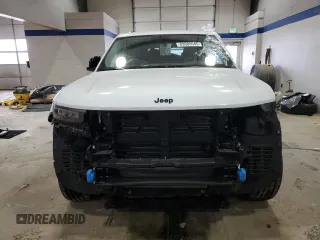 2023 Jeep Grand Cherokee 30th Anniversary с VIN 1C4RJYB64P8905342, выставлен на аукционе Copart как лот 89080545 с пробегом 9 259 миль миль и Списание • Salvage title. История ставок и продаж доступна на DreamBid. Изображение 5.