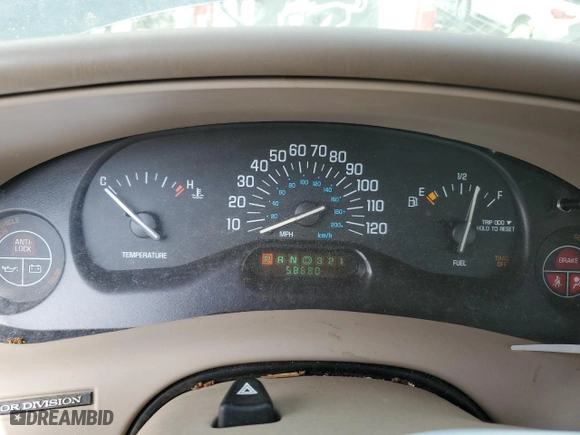 2001 Buick Century Custom with VIN 2G4WS52J111276258, listed as a Copart auction lot 49532575 with 58,680 mi miles and Clean Title. Bid and sale history available at carsss.com. Image 9.