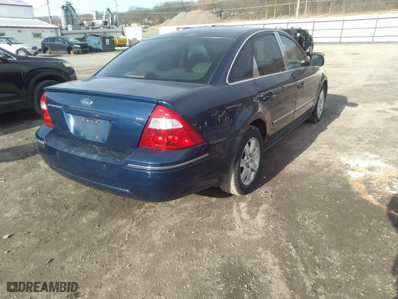 2006 Ford Five Hundred SEL with VIN 1FAHP24196G134492, listed as a IAAI auction lot 41827431 with 194,886 mi miles. Bid and sale history available at carsss.com. Image 4.