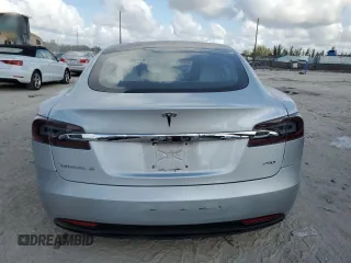2018 Tesla Model S 75D with VIN 5YJSA1E28JF262521, listed as a Copart auction lot 43563035 with 48,377 mi miles and Salvage Title. Bid and sale history available at DreamBid. Image 6.
