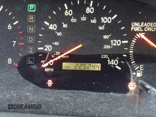 2000 Lexus ES 300 с VIN JT8BF28GXY0265748, выставлен на аукционе IAAI как лот 42394243 с пробегом 225 244 миль миль и . История ставок и продаж доступна на DreamBid. Изображение 7.