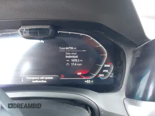 2021 BMW M4 Competition z VIN WBS33AZ01MCH15687, wystawiony jako IAAI lot #42040926 z przebiegiem 44 759 mil mil oraz . Historia ofert i sprzedaży dostępna na DreamBid. Obrazek 7.