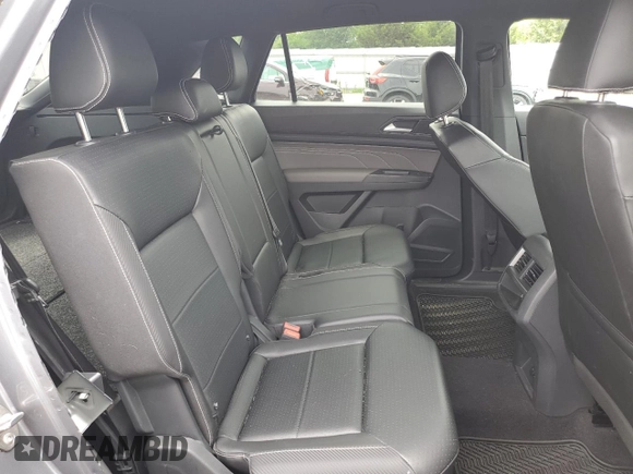 2021 Volkswagen Atlas SE with VIN 1V2LC2CAXMC208572, listed as a Copart auction lot 57548694 with 39,183 mi miles and Salvage title. Bid and sale history available at DreamBid. Image 11.
