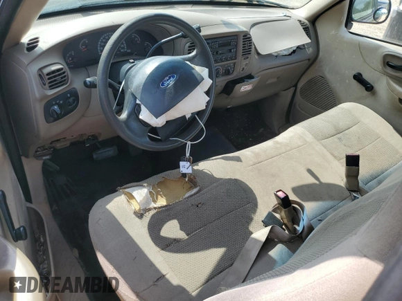 2004 Ford F-150 XL с VIN 2FTRF17214CA15575, выставлен на аукционе Copart как лот 58178125 с пробегом 184 008 миль миль и Списание • Salvage title. История ставок и продаж доступна на DreamBid. Изображение 8.
