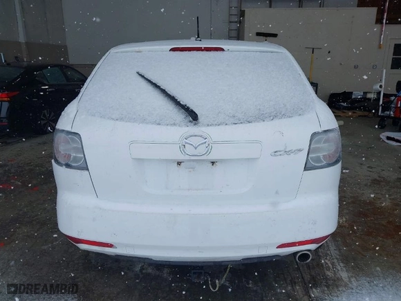 2011 Mazda CX-7 i SV with VIN JM3ER2AM6B0409168, listed as a IAAI auction lot 41573634 with 135,238 mi miles. Bid and sale history available at carsss.com. Image 17.