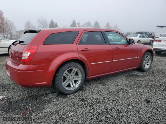 2005 Dodge Magnum RT with VIN 2D4GV58245H676220, listed as a Copart auction lot 83217224 with 164,524 mi miles and Salvage Title. Bid and sale history available at carsss.com. Image 3.