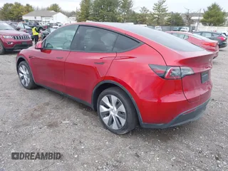 2024 Tesla Model Y Long Range with VIN 7SAYGDEE8RA232709, listed as a IAAI auction lot 41724484 with 5,376 mi miles and . Bid and sale history available at DreamBid. Image 3.