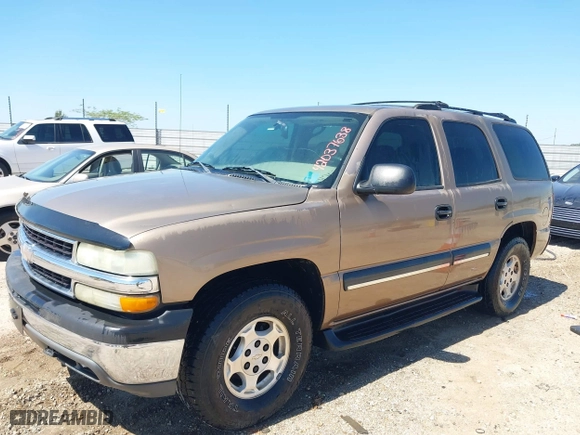 2004 Chevrolet Tahoe LT with VIN 1GNEC13Z04R118619, listed as a IAAI auction lot 42037638 with 234,472 mi miles. Bid and sale history available at carsss.com. Image 2.