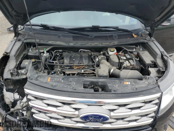 2018 Ford Explorer XLT z VIN 1FM5K8D82JGB05397, wystawiony jako Copart lot #60911525 z przebiegiem 146 485 mil mil oraz Nie do naprawy • Non repairable. Historia ofert i sprzedaży dostępna na DreamBid. Obrazek 12.