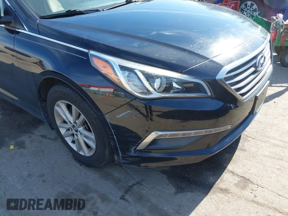 2015 Hyundai Sonata 2.4L SE with VIN 5NPE24AF8FH231881, listed as a IAAI auction lot 41678506 with 74,261 mi miles. Bid and sale history available at carsss.com. Image 17.