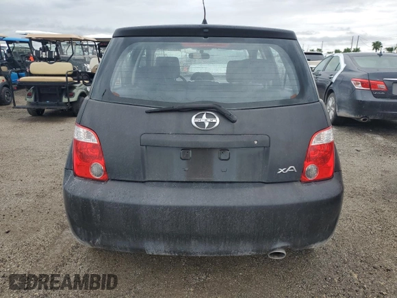 2006 Scion xA z VIN JTKKT624X60155935, wystawiony jako Copart lot #74894574 z przebiegiem Nie podano mil oraz Szkoda całkowita • Salvage title. Historia ofert i sprzedaży dostępna na DreamBid. Obrazek 6.